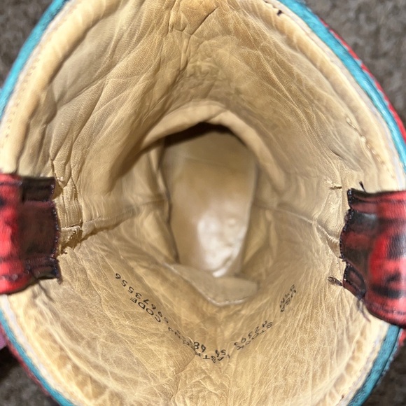 Corral Distressed Turquoise and Red Eagle Boots - Picture 10 of 12